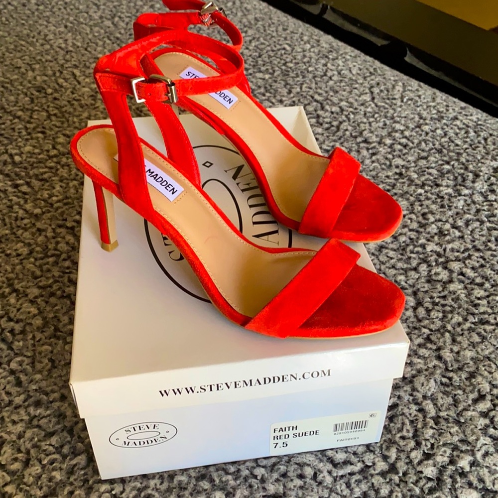 Steve Madden hells